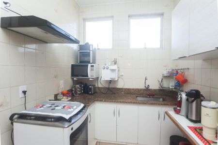 Apartamento à venda com 93m², 3 quartos e 2 vagas Apartamento à venda com 93m², 3 quartos e 2 vagasCozinha