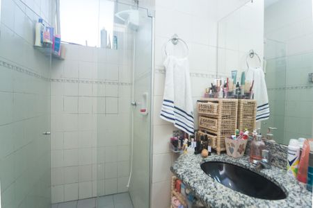 Apartamento à venda com 93m², 3 quartos e 2 vagas Apartamento à venda com 93m², 3 quartos e 2 vagasBanheiro suite