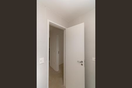 Apartamento à venda com 79m², 2 quartos e 1 vaga Apartamento à venda com 79m², 2 quartos e 1 vagaBanheiro 2