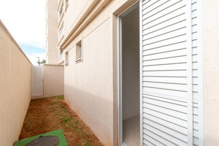 Apartamento à venda com 79m², 2 quartos e 1 vaga Apartamento à venda com 79m², 2 quartos e 1 vagaSuíte - Varanda