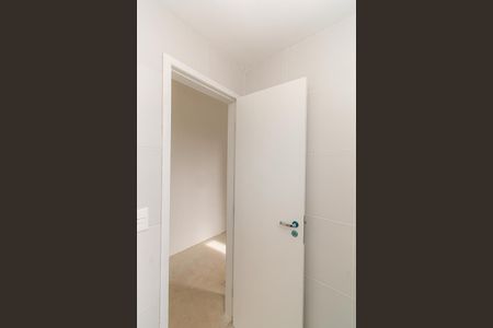 Apartamento à venda com 79m², 2 quartos e 1 vaga Apartamento à venda com 79m², 2 quartos e 1 vagaBanheiro da Suíte