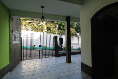 Quarto - Vista de casa de condomínio para alugar com 2 quartos, 89m² em Tanque, Rio de Janeiro
