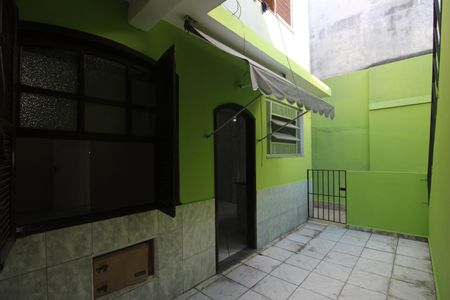 Casa de condomínio para alugar com 89m², 2 quartos e 1 vagaFundos