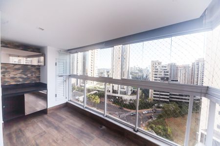 varanda  sala de apartamento para alugar com 3 quartos, 88m² em Vila da Serra, Nova Lima