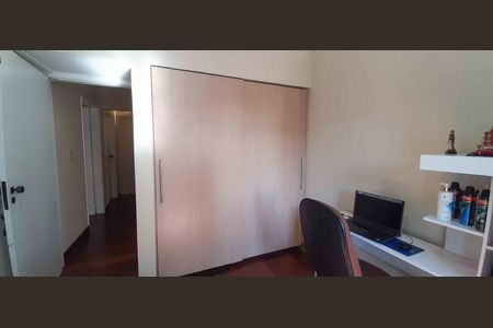 Apartamento à venda com 148m², 4 quartos e 2 vagas Apartamento à venda com 148m², 4 quartos e 2 vagasQuarto 1