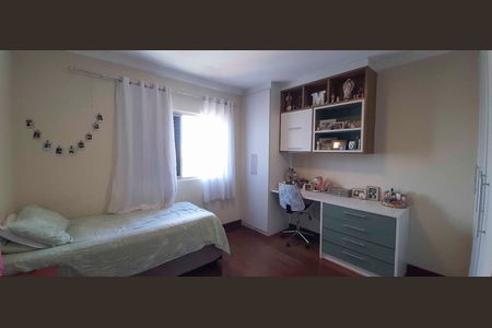 Apartamento à venda com 148m², 4 quartos e 2 vagas Apartamento à venda com 148m², 4 quartos e 2 vagasQuarto 2