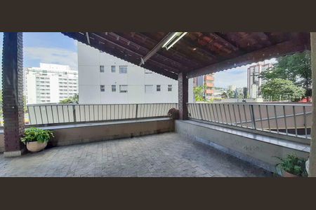 Apartamento à venda com 148m², 4 quartos e 2 vagas Apartamento à venda com 148m², 4 quartos e 2 vagasÁrea comum