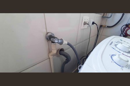 Apartamento à venda com 148m², 4 quartos e 2 vagas Apartamento à venda com 148m², 4 quartos e 2 vagasÁrea de Serviço