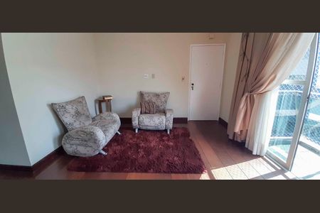 Apartamento à venda com 148m², 4 quartos e 2 vagas Apartamento à venda com 148m², 4 quartos e 2 vagasSala de Estar