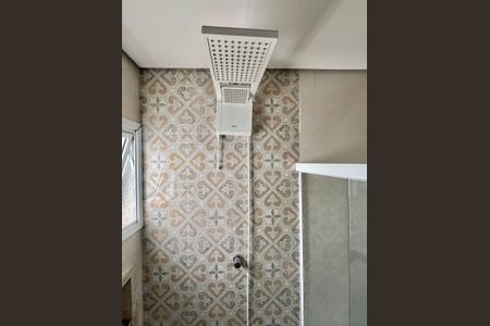 Casa à venda com 200m², 3 quartos e 2 vagas Casa à venda com 200m², 3 quartos e 2 vagasBanheiro da Suíte 1
