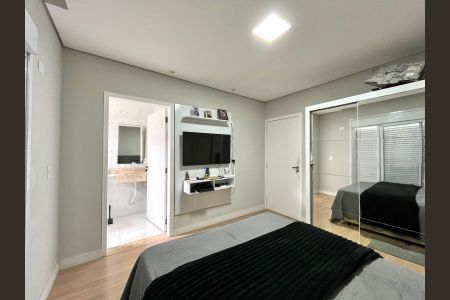 Casa à venda com 200m², 3 quartos e 2 vagas Casa à venda com 200m², 3 quartos e 2 vagasSuíte 3