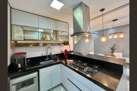 Casa à venda com 200m², 3 quartos e 2 vagas Casa à venda com 200m², 3 quartos e 2 vagasCozinha