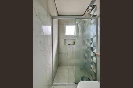 Casa à venda com 200m², 3 quartos e 2 vagas Casa à venda com 200m², 3 quartos e 2 vagasBanheiro da Suíte 3
