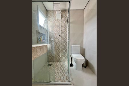 Casa à venda com 200m², 3 quartos e 2 vagas Casa à venda com 200m², 3 quartos e 2 vagasBanheiro da Suíte 1