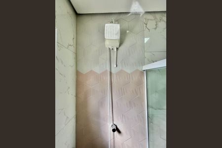 Casa à venda com 200m², 3 quartos e 2 vagas Casa à venda com 200m², 3 quartos e 2 vagasBanheiro da Suíte 2