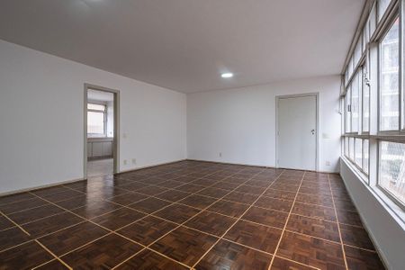 Apartamento para alugar com 125m², 3 quartos e 1 vaga Apartamento para alugar com 125m², 3 quartos e 1 vagaSala