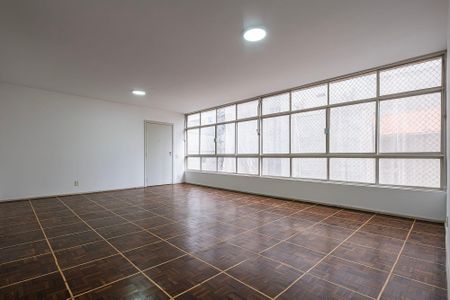 Apartamento para alugar com 125m², 3 quartos e 1 vaga Apartamento para alugar com 125m², 3 quartos e 1 vagaSala