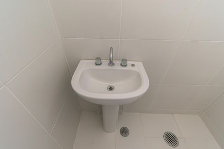 Apartamento à venda com 63m², 3 quartos e 1 vaga Apartamento à venda com 63m², 3 quartos e 1 vagaBanheiro 2