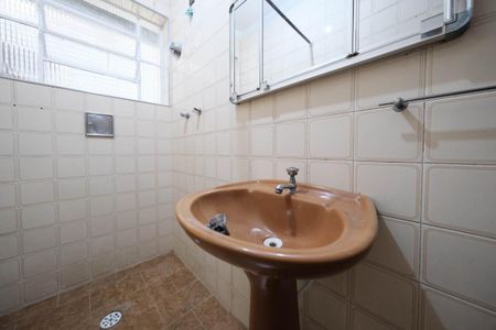 Banheiro de casa à venda com 7 quartos, 440m² em Cangaiba, São Paulo