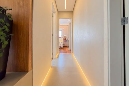 Apartamento à venda com 110m², 2 quartos e 2 vagasCorredor