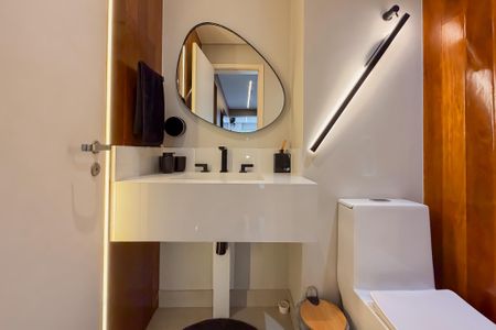 Apartamento à venda com 110m², 2 quartos e 2 vagasLavabo