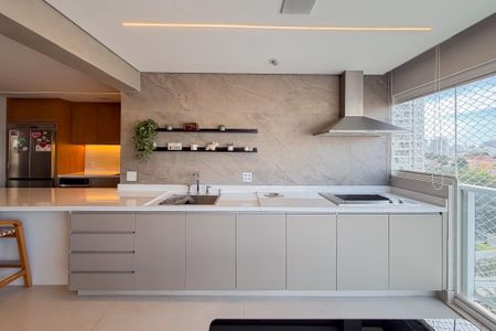Varanda Gourmet de apartamento à venda com 2 quartos, 110m² em Aclimação, São Paulo