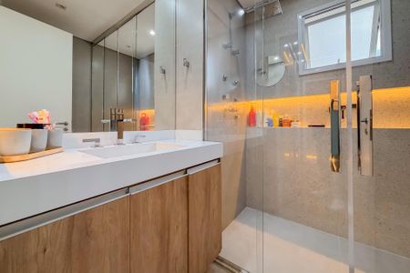Apartamento à venda com 110m², 2 quartos e 2 vagasBanheiro da Suíte 1