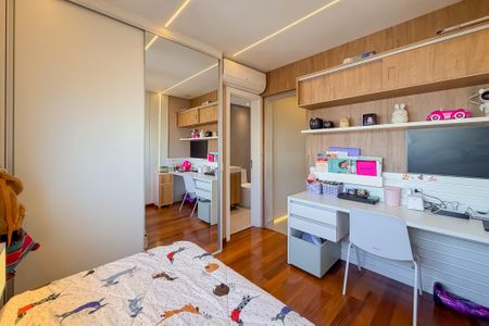 Apartamento à venda com 110m², 2 quartos e 2 vagasSuíte 2