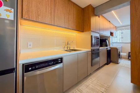 Apartamento à venda com 110m², 2 quartos e 2 vagasCozinha