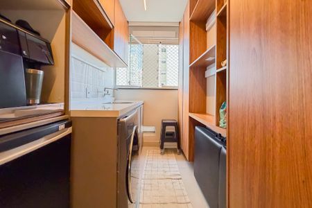 Apartamento à venda com 110m², 2 quartos e 2 vagasÁrea de Serviço