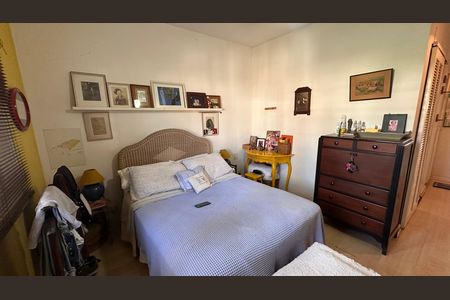 Casa à venda com 3 quartos, 186m² em Santo Amaro, São Paulo
