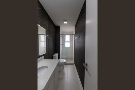 Apartamento para alugar com 75m², 2 quartos e 2 vagas Apartamento para alugar com 75m², 2 quartos e 2 vagasBanheiro