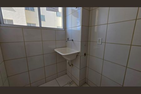 Apartamento à venda com 2 quartos, 55m² em Palmital Iii, Lagoa Santa