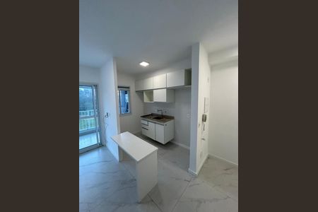 Foto 02 de apartamento para alugar com 2 quartos, 55m² em Alphaville Empresarial, Barueri