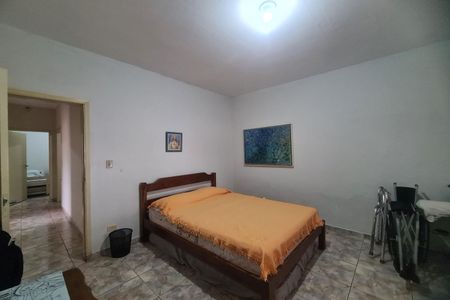 Casa à venda com 200m², 3 quartos e 2 vagas Casa à venda com 200m², 3 quartos e 2 vagasQuarto 1