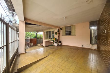 Garagem de casa à venda com 3 quartos, 200m² em Vila Alpina, São Paulo