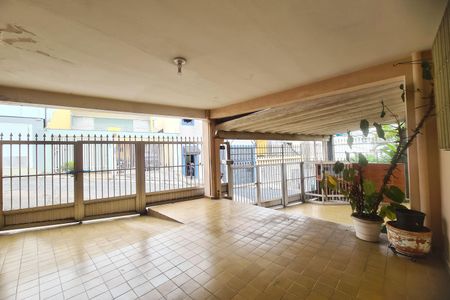 Casa à venda com 200m², 3 quartos e 2 vagas Casa à venda com 200m², 3 quartos e 2 vagasGaragem
