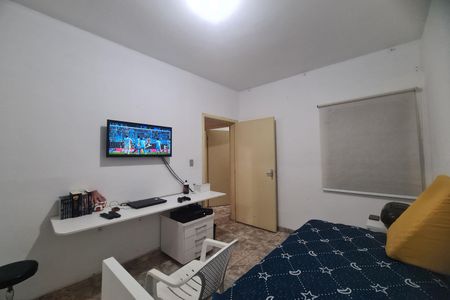 Casa à venda com 200m², 3 quartos e 2 vagas Casa à venda com 200m², 3 quartos e 2 vagasQuarto 2