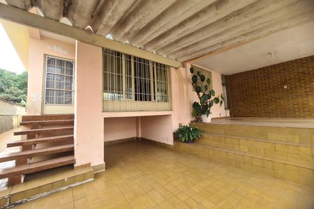 Garagem de casa à venda com 3 quartos, 200m² em Vila Alpina, São Paulo