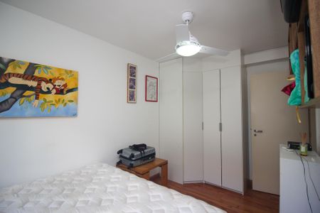 Apartamento para alugar com 82m², 2 quartos e 2 vagas Apartamento para alugar com 82m², 2 quartos e 2 vagasQuarto