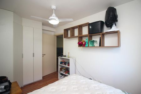 Apartamento para alugar com 82m², 2 quartos e 2 vagas Apartamento para alugar com 82m², 2 quartos e 2 vagasQuarto