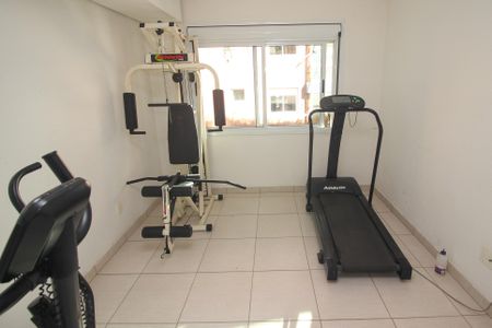 Apartamento para alugar com 82m², 2 quartos e 2 vagas Apartamento para alugar com 82m², 2 quartos e 2 vagasÁrea comum - Academia