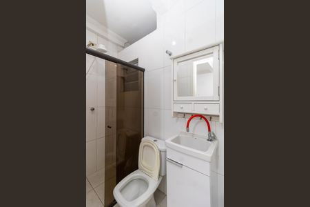 Banheiro de apartamento para alugar com 1 quarto, 35m² em Vila Paiva, São Paulo
