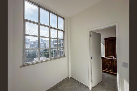 Apartamento à venda com 67m², 2 quartos e sem vaga