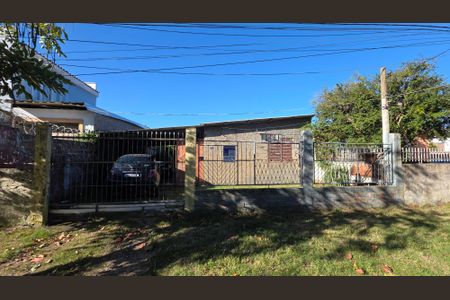Fachada de casa à venda com 1 quarto, 90m² em Sarandi, Porto Alegre