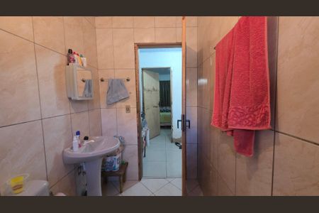 Banheiro de casa à venda com 1 quarto, 90m² em Sarandi, Porto Alegre