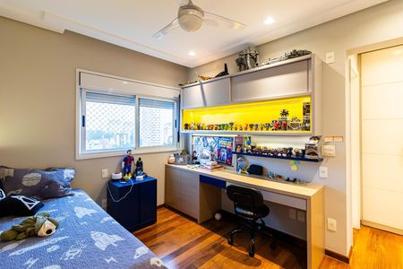Apartamento à venda com 211m², 3 quartos e 4 vagasSuíte  3