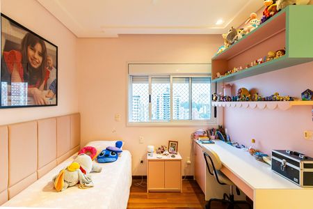 Apartamento à venda com 211m², 3 quartos e 4 vagasSuíte 2