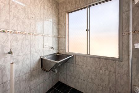 Apartamento para alugar com 65m², 2 quartos e 1 vagaÁrea de Serviço