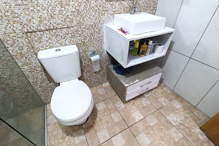 Casa à venda com 90m², 2 quartos e 2 vagasBanheiro